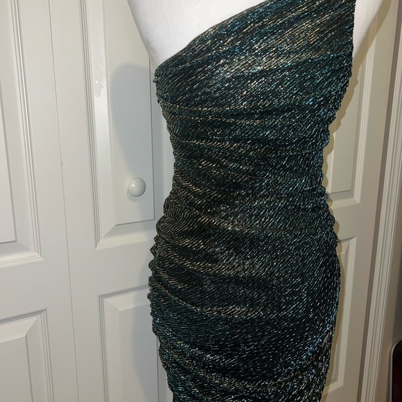 Lulu's One-Shoulder Black and Green Dress - Picture 3 of 4